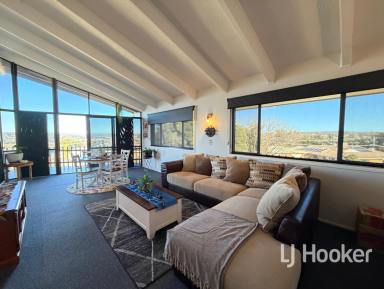 House For Sale - NSW - Inverell - 2360 - Extra Large Family Home With Views  (Image 2)