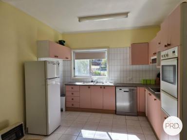 House For Lease - NSW - Khancoban - 2642 - FURNISHED TWO-BEDROOM HOME  (Image 2)