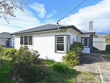House For Sale - TAS - New Norfolk - 7140 - Charming Renovated Home in a Highly Sought-After Location  (Image 2)