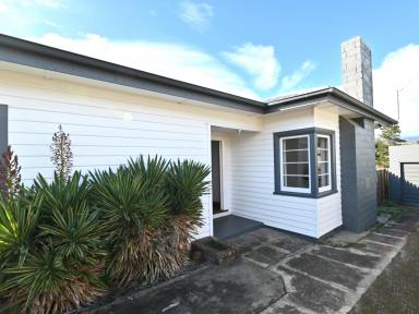 House For Sale - TAS - New Norfolk - 7140 - Charming Renovated Home in a Highly Sought-After Location  (Image 2)