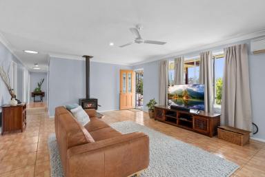 House For Sale - QLD - Cooroy - 4563 - Big Block, Powered Shed and Mount Cooroy Views (Image 2)