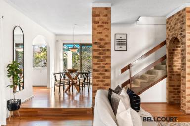 Townhouse For Sale - WA - Como - 6152 - CENTRAL & CONVENIENT!  (Image 2)