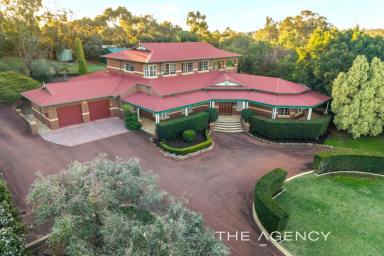 House For Sale - WA - Helena Valley - 6056 - Prestige, Position & Luxury Without Compromise  (Image 2)