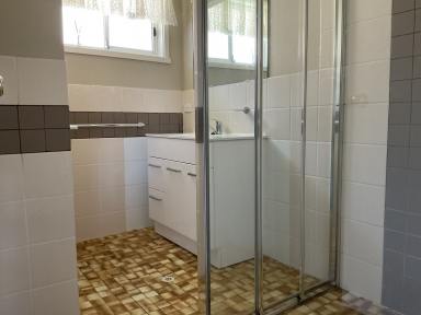 Unit For Lease - NSW - Tamworth - 2340 - TWO BEDROOM UNIT IN SOUTH TAMWORTH  (Image 2)