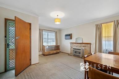 House For Sale - VIC - Kennington - 3550 - Classic 1960’s Charm in a Sought-After Kennington Location  (Image 2)