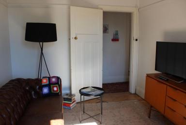 Flat For Lease - NSW - Bundanoon - 2578 - Main street location (Image 2)