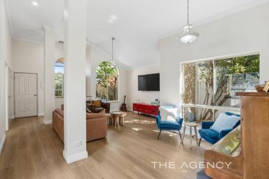 House For Sale - WA - Hillarys - 6025 - Catch the Coastal Breeze! (Image 2)