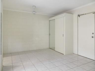 Unit For Lease - QLD - Edge Hill - 4870 - Ground Floor Studio Apartment - Edge Hill (Image 2)