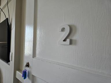 Unit For Lease - QLD - Ingham - 4850 - Charming & Historic: 1-Bedroom with a private bathroom (Image 2)
