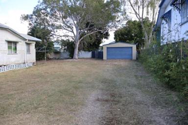 House For Sale - QLD - Depot Hill - 4700 - Rare, Unbeatable value for money, loads of space and endless potential! (Image 2)