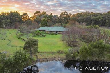 House For Sale - WA - Hay - 6333 - Peace, Privacy & Possibilities (Image 2)