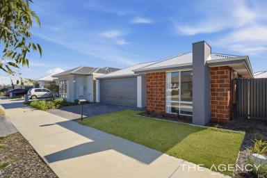 House For Sale - WA - Lakelands - 6180 - AS NEW MOVE IN READY!  (Image 2)