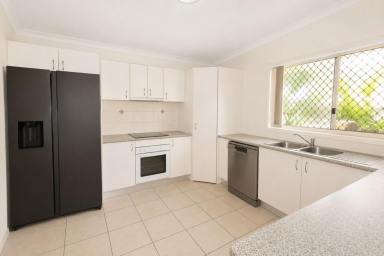 House For Sale - QLD - Macleay Island - 4184 - Comfortable Island Living with Flexible Extra Space  (Image 2)