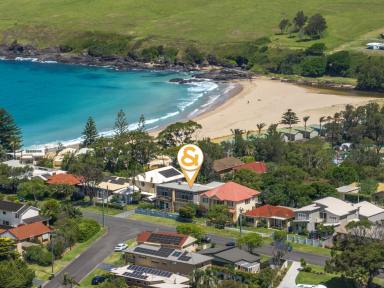 Duplex/Semi-detached For Sale - NSW - Kiama - 2533 - "LOCATION LOCATION"- A Multipurpose Duplex Home in Beachside Kiama with Views.  (Image 2)