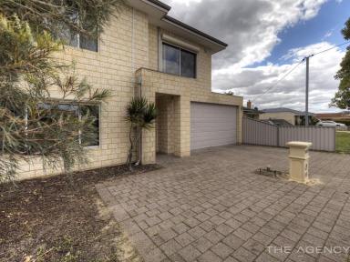 House For Sale - WA - Kewdale - 6105 - SWEET FAMILY HOME  (Image 2)