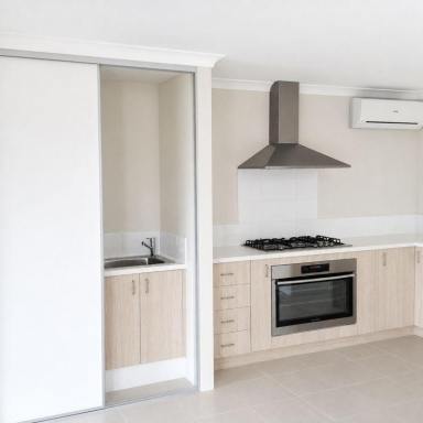 House For Lease - WA - Ellenbrook - 6069 - Charming One Bedroom Unit in Dual Key Property  (Image 2)