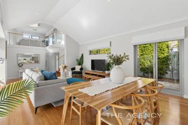 House For Sale - WA - Joondanna - 6060 - Exceptional Design, Space and Style! (Image 2)