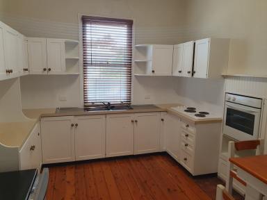 House For Lease - NSW - Tamworth - 2340 - Charming on Church Street  (Image 2)