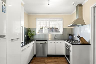 House For Sale - QLD - Centenary Heights - 4350 - Great Opportunity for First Home Buyers & Investors (Image 2)