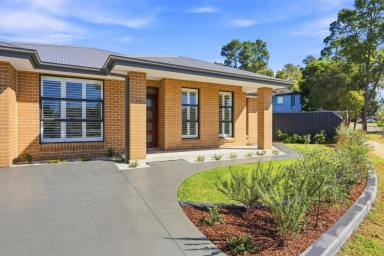 House For Sale - NSW - Horningsea Park - 2171 - Newly constructed home  (Image 2)