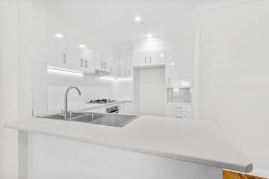 Apartment For Sale - NSW - Wollongong - 2500 - Neat & Modern City Fringe Apartment  (Image 2)