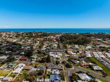 House For Sale - WA - South Bunbury - 6230 - Character, Space and Exceptional Potential  (Image 2)