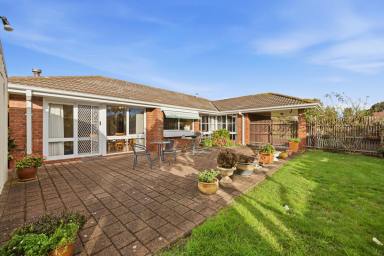 House For Lease - VIC - Sale - 3850 - Beautifully Maintained  They Don’t Often Come This Well Looked After  (Image 2)