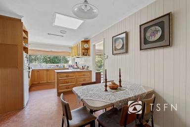 House For Sale - VIC - Sailors Gully - 3556 - Potential Every Which Way! (Image 2)