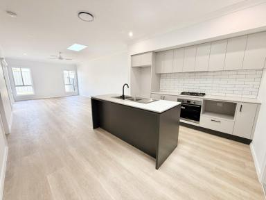 Duplex/Semi-detached Leased - NSW - Old Bar - 2430 - BRAND NEW DUPLEX | MODERN RIVERSIDE LIVING  (Image 2)