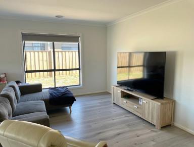 House For Lease - VIC - Sale - 3850 - Modern Family Living in Glenhaven Park Estate (Image 2)