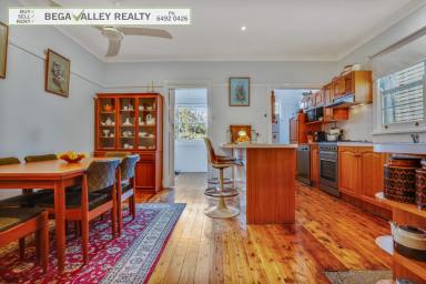 House For Lease - NSW - Bega - 2550 - CALIFORNIA BUNGALOW- For Lease  (Image 2)