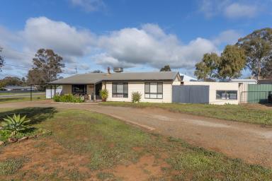 House For Sale - NSW - Coolamon - 2701 - Perfect Start To Your Property Journey  (Image 2)
