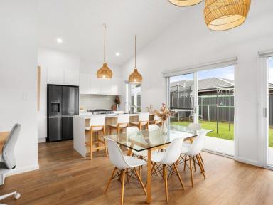 House For Sale - NSW - Old Bar - 2430 - Contemporary Coastal Living, Ready to Enjoy  (Image 2)