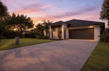 House For Sale - QLD - Glass House Mountains - 4518 - Family Luxury Meets Hinterland Lifestyle on Over 2,000m²  (Image 2)