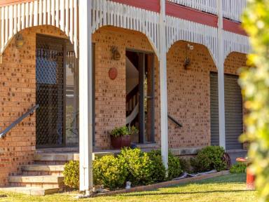 House For Sale - NSW - Old Bar - 2430 - DUAL LIVING IN A PRIME COASTAL LOCATION  (Image 2)