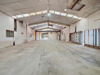 Industrial/Warehouse For Sale - VIC - Seymour - 3660 - GET IN QUICK!  (Image 2)