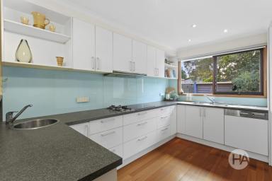House For Sale - VIC - Bittern - 3918 - Exceptional Space and Versatility Just Shy of an Acre  (Image 2)