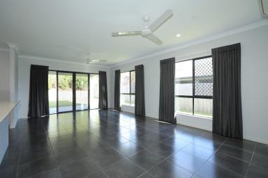 House For Lease - QLD - Bentley Park - 4869 - Modern Family Home with Media Room & Side Access  (Image 2)