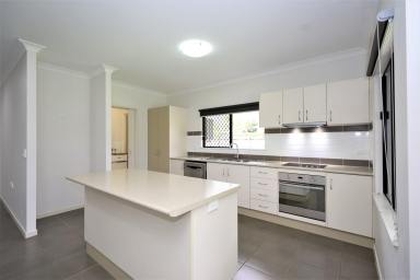 House For Lease - QLD - Bentley Park - 4869 - Solar Powered Home - Fully Air Conditioned - Corner Block - Side Access  (Image 2)