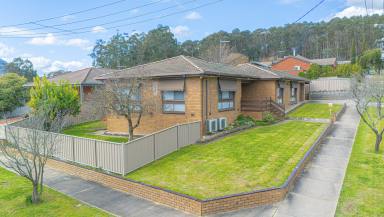 House For Sale - VIC - Myrtleford - 3737 - Beautifully Renovated Brick Home with Views  (Image 2)