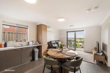 House For Sale - WA - Dunsborough - 6281 - Dual-Key Investment Opportunity  (Image 2)