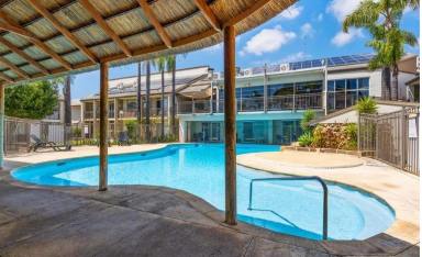 Unit For Sale - WA - Mandurah - 6210 - HOLIDAYS EVERYDAY !!  (Image 2)