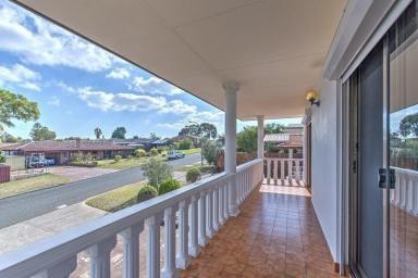 House For Sale - WA - Kardinya - 6163 - Not Built Like This Anymore Just Needs Updating!  (Image 2)