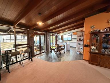 House For Sale - TAS - Romaine - 7320 - Character, Charm & Convenience  (Image 2)