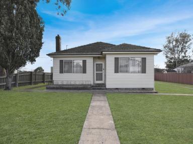 House For Sale - NSW - Marulan - 2579 - Neat as a Pin!  (Image 2)