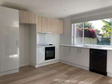 House For Lease - NSW - Old Bar - 2430 - Modern and perfectly private 2 bedroom granny flat  (Image 2)
