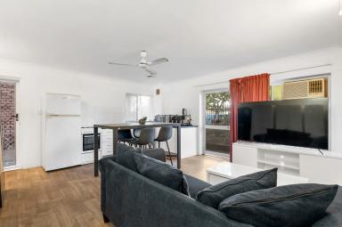 Unit For Lease - QLD - Cairns North - 4870 - Enjoy the Convenience of Cairns North  (Image 2)