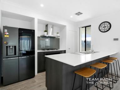 House For Sale - WA - Aveley - 6069 - NEW LISTING  (Image 2)