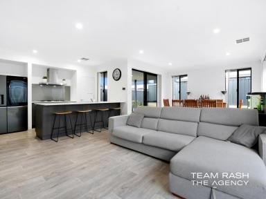House For Sale - WA - Aveley - 6069 - NEW LISTING  (Image 2)