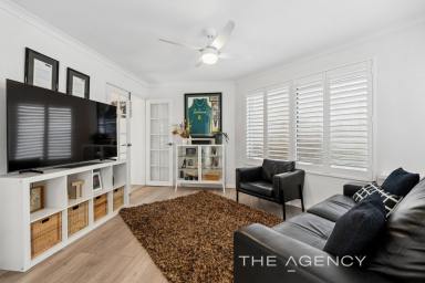 House For Sale - WA - Hillarys - 6025 - Coastal Seclusion! (Image 2)
